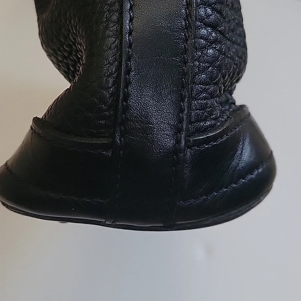 Dooney and Bourke Vintage Black Leather Shoulder Bag - Picture 8 of 9